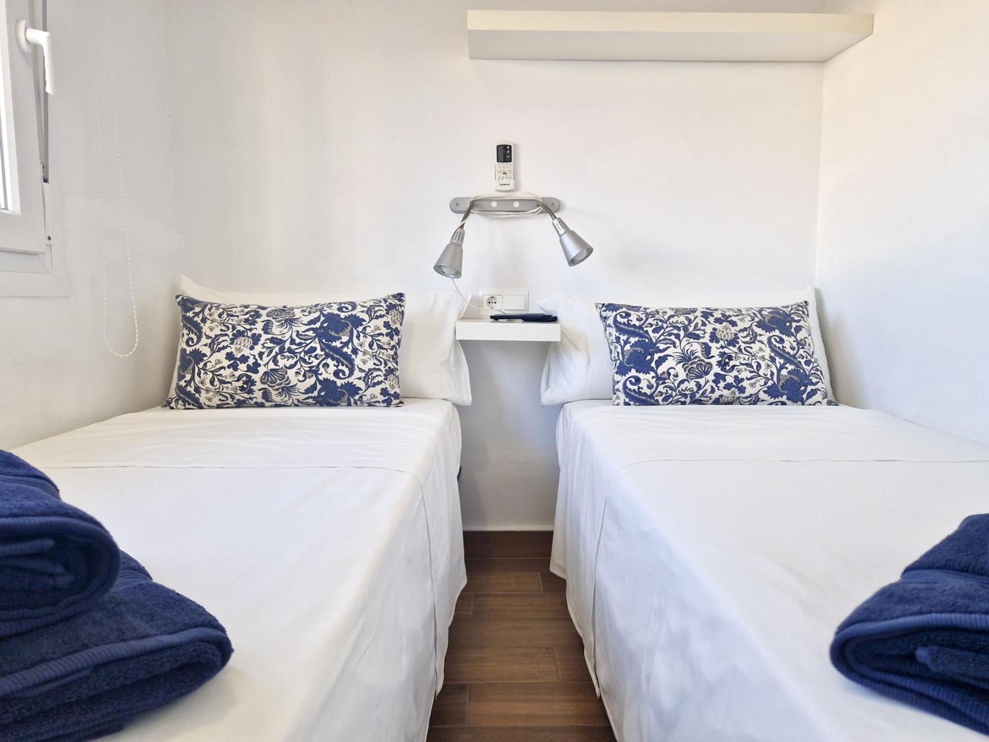 Sr Mediterraneo Playa De La Carihuela Torremolinos Eksteriør billede